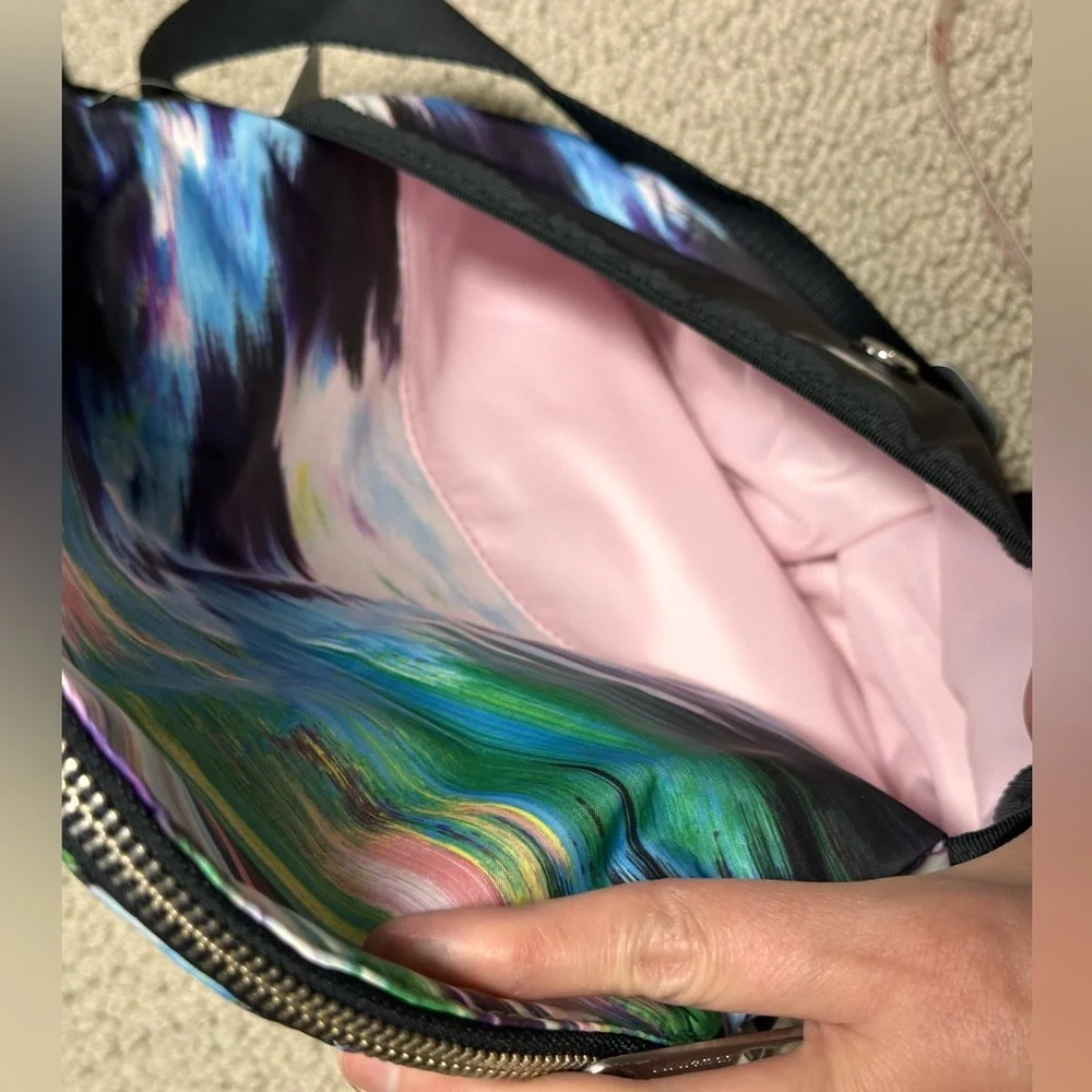 Lululemon Festival Bag (NWT) - Picture 8 of 12